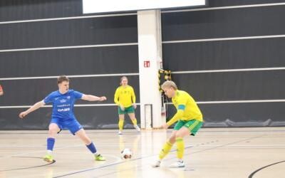 Akseli Tiensuu jatkaa neljäs kausi keltavihreissä